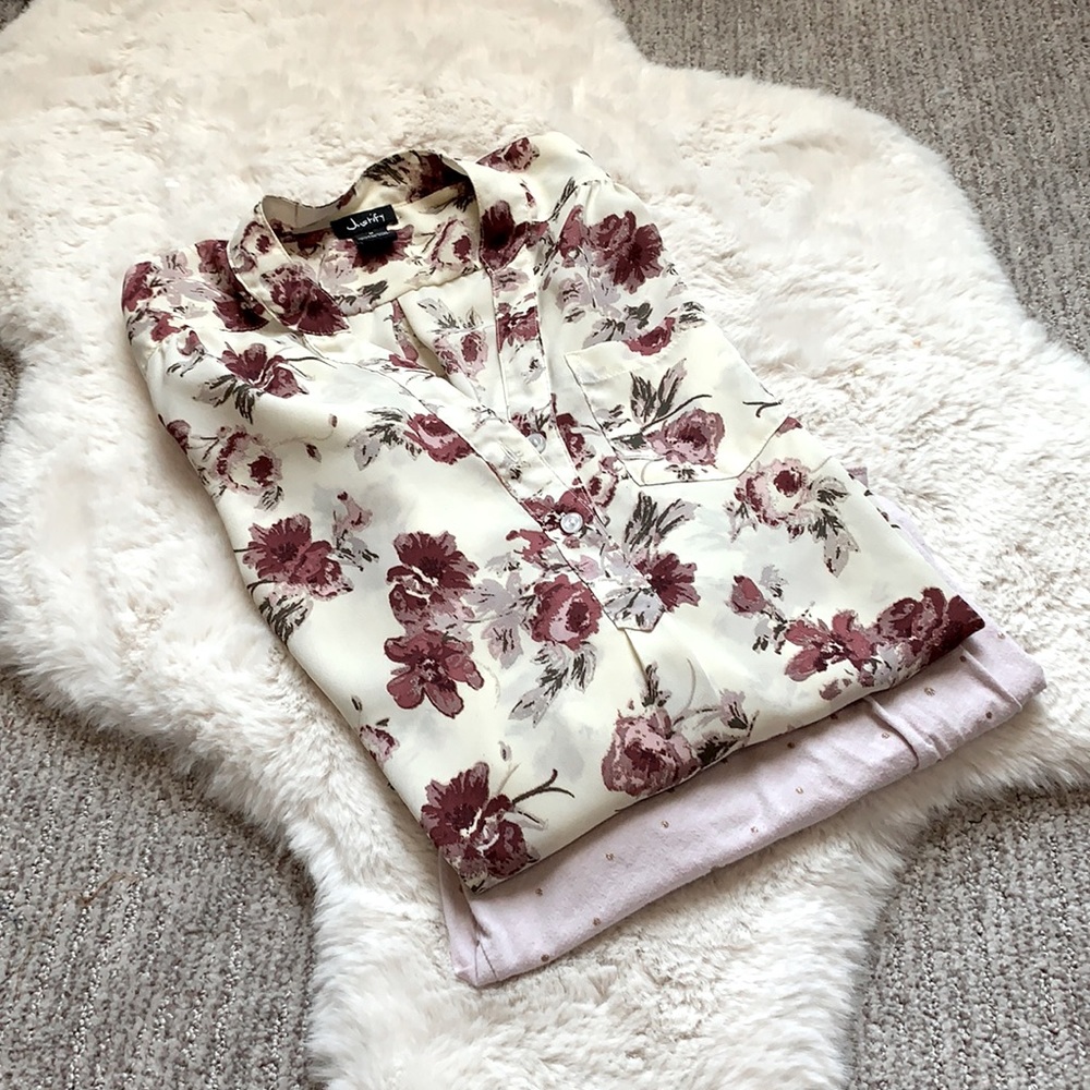 Women’s size medium top bundle